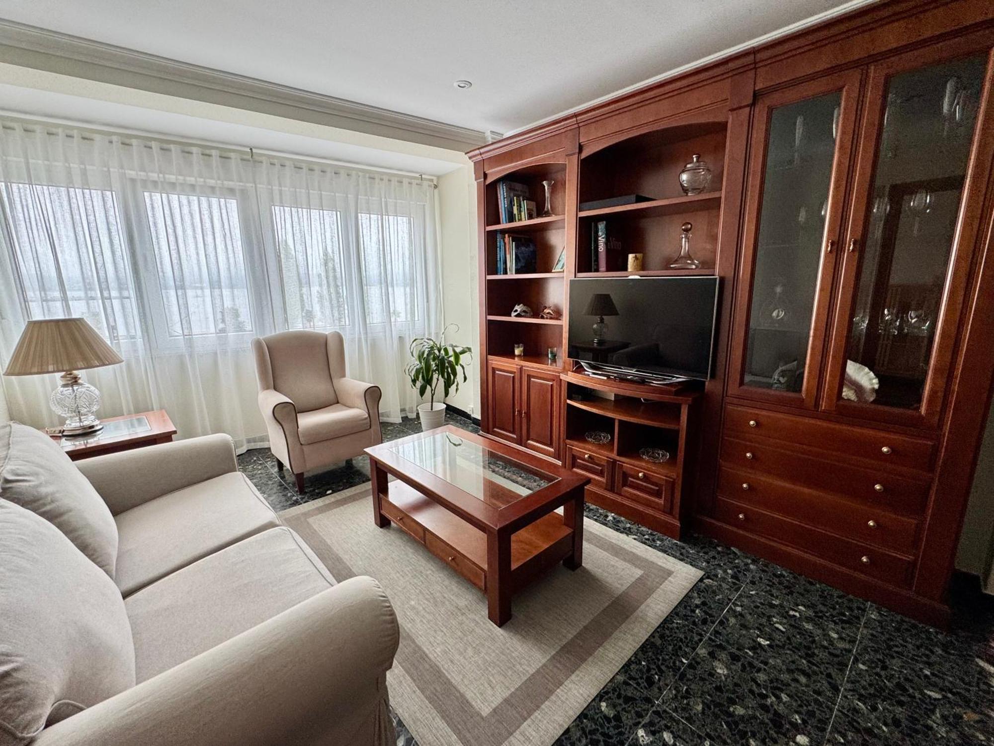 Apartamento A Tenencia 萨达 外观 照片